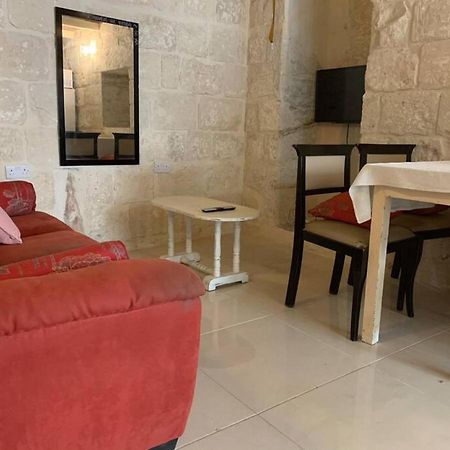 Serenity Qormi Kültér fotó