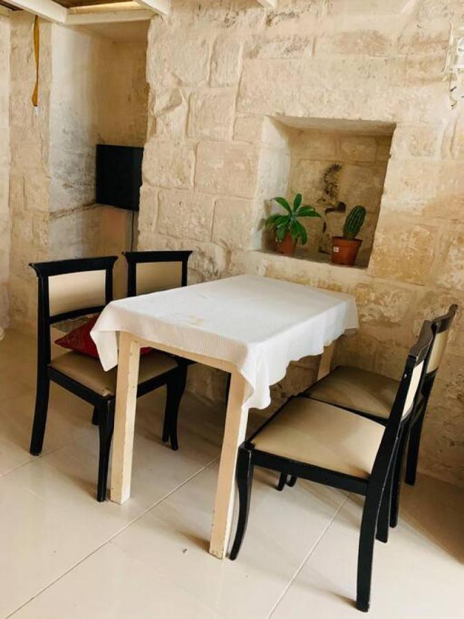 Serenity Qormi Kültér fotó