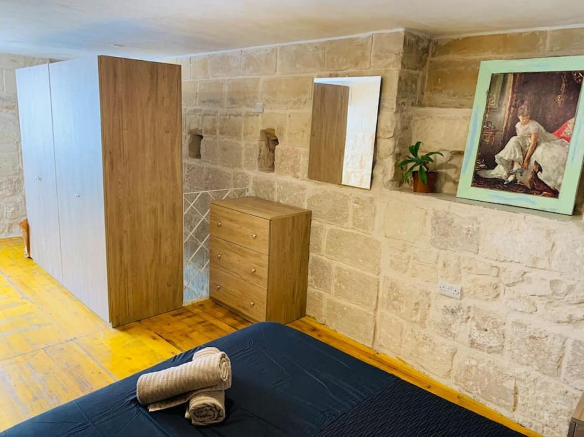 Serenity Qormi Kültér fotó